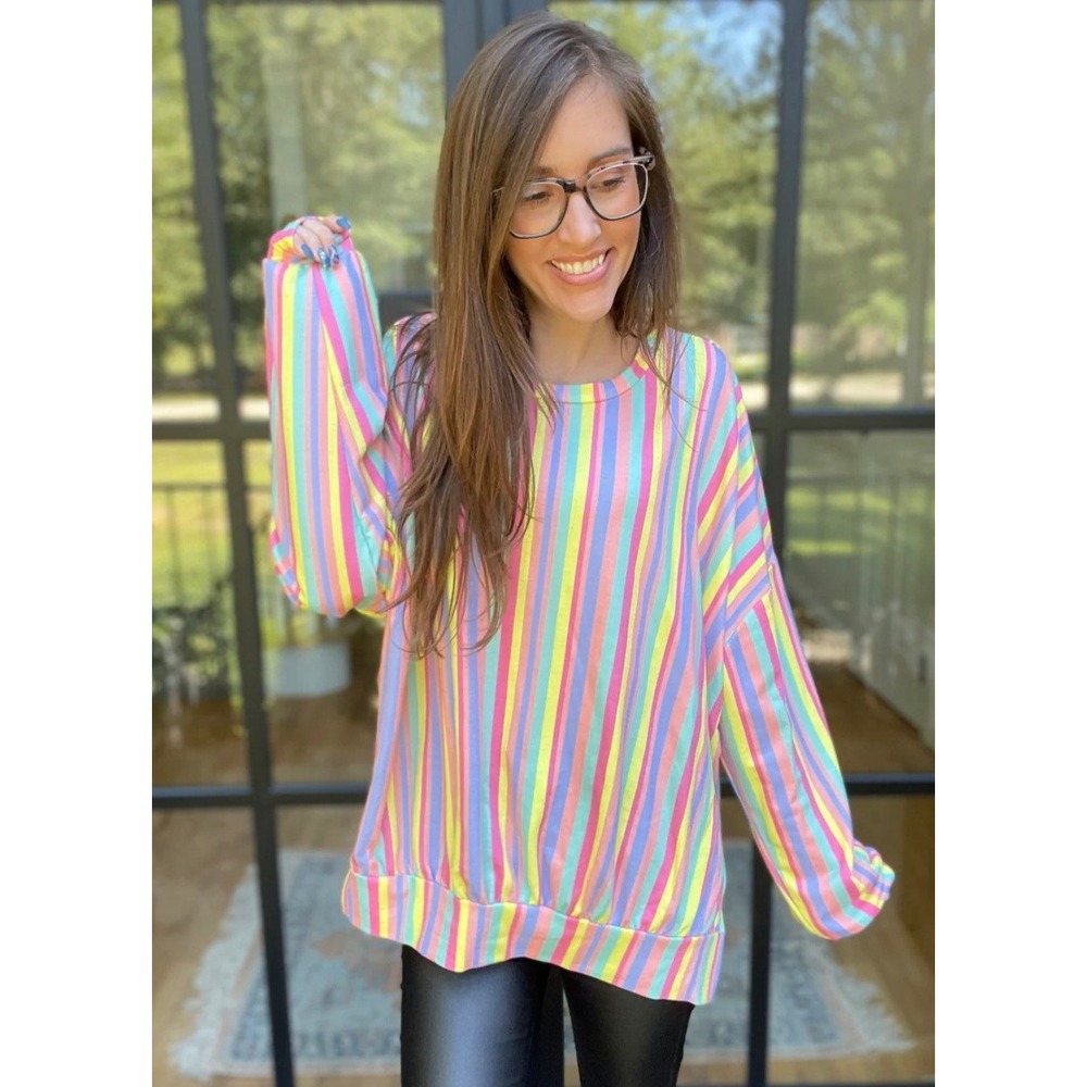 Fantastic Fawn Pastel Rainbow Striped Oversized Pullover Top Womens Medium